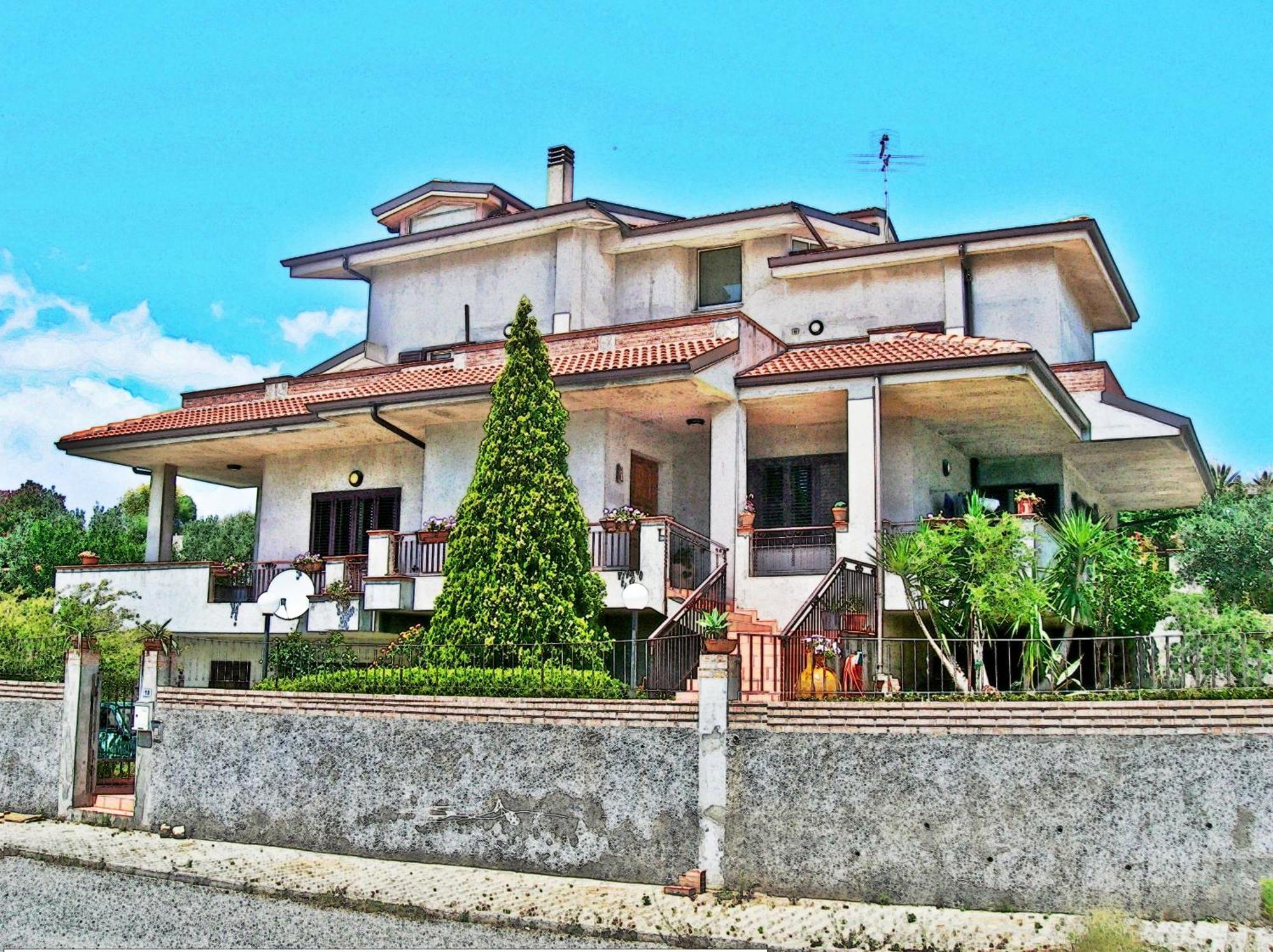 Bed & Breakfast Torre Ancinale 2*