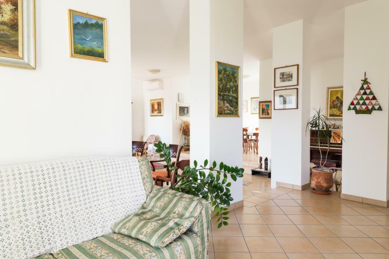Bed & Breakfast Torre Ancinale 2*